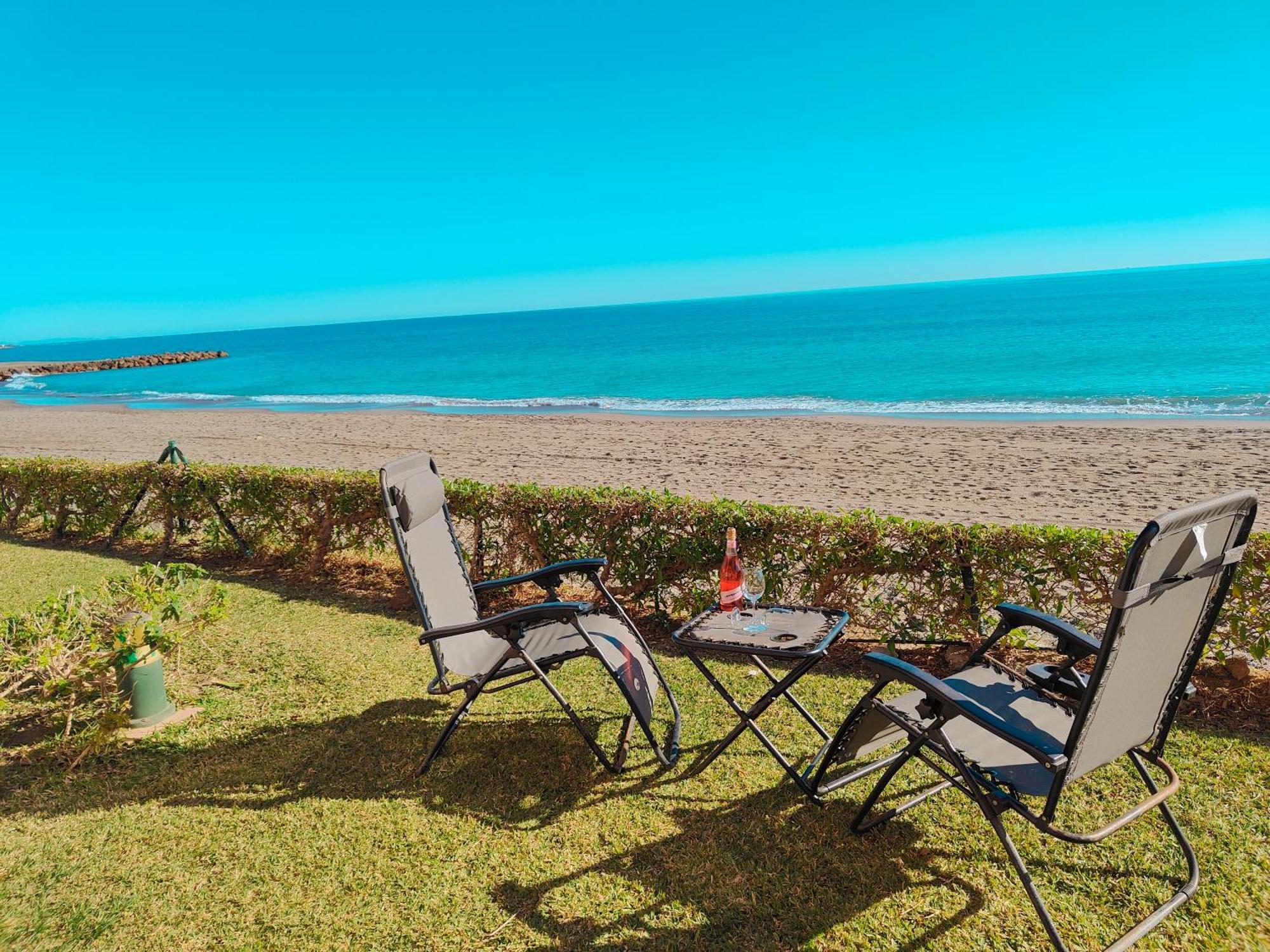 Primera Linea De Playa Naturista 维拉 外观 照片